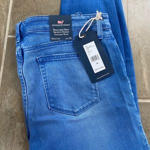 Vineyard Vines Poolside Skinny Demo